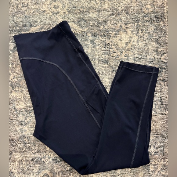 Athleta Ultimate Stash 7/8 inch leggings navy blue size large - Picture 1 of 5